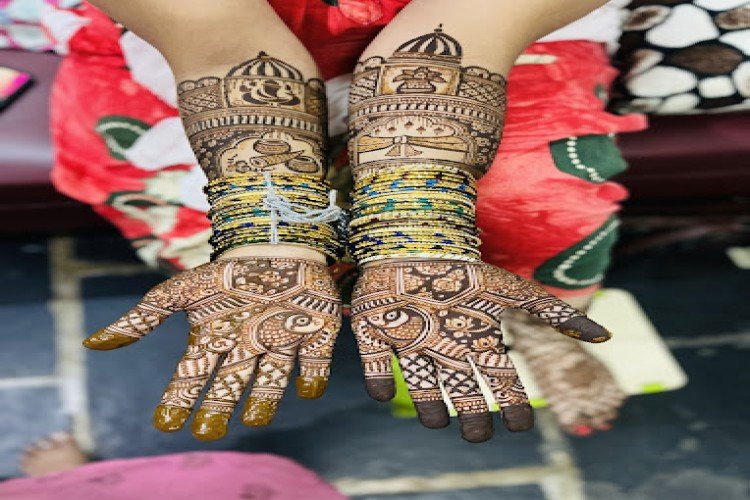 AKIL KRISH MEHANDI ARTS in Salem - Salem Ads