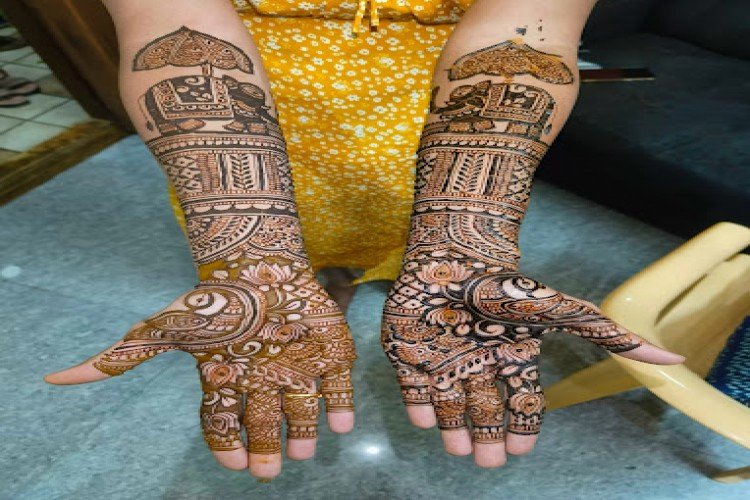 Pavithra mehandi nails in Salem - Salem Ads