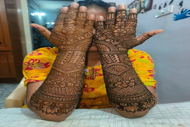 Pavithra mehandi nails in Salem - Salem Ads