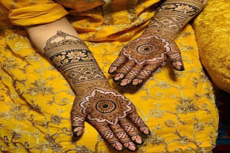 Karthigas Mehndi in Salem - Salem Ads