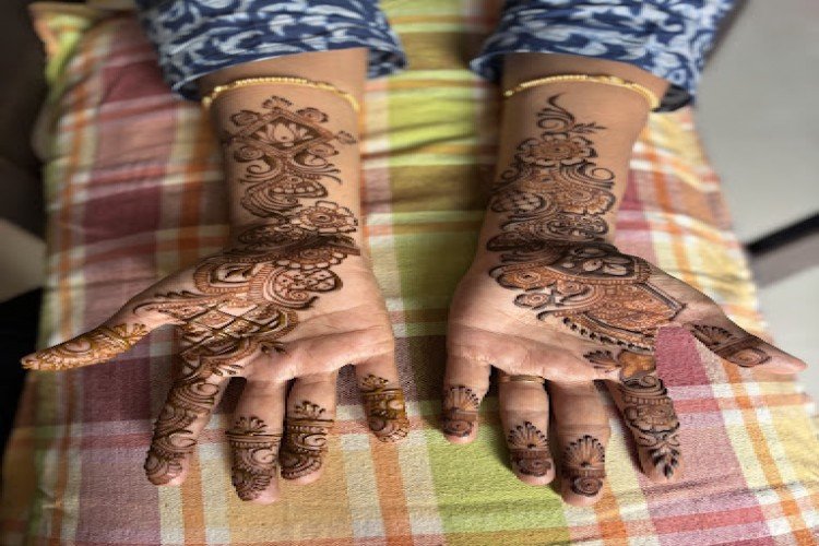 Viji Henna Art Salem in Salem - Salem Ads