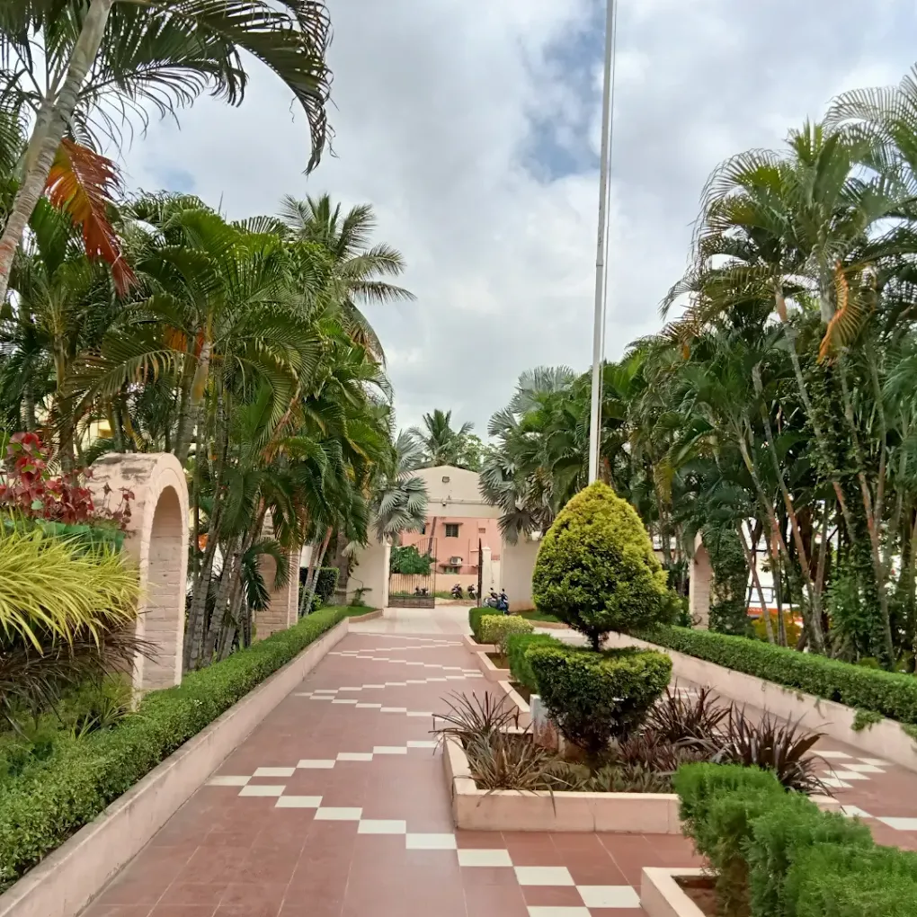 The Central Law College in Salem - Salem Ads