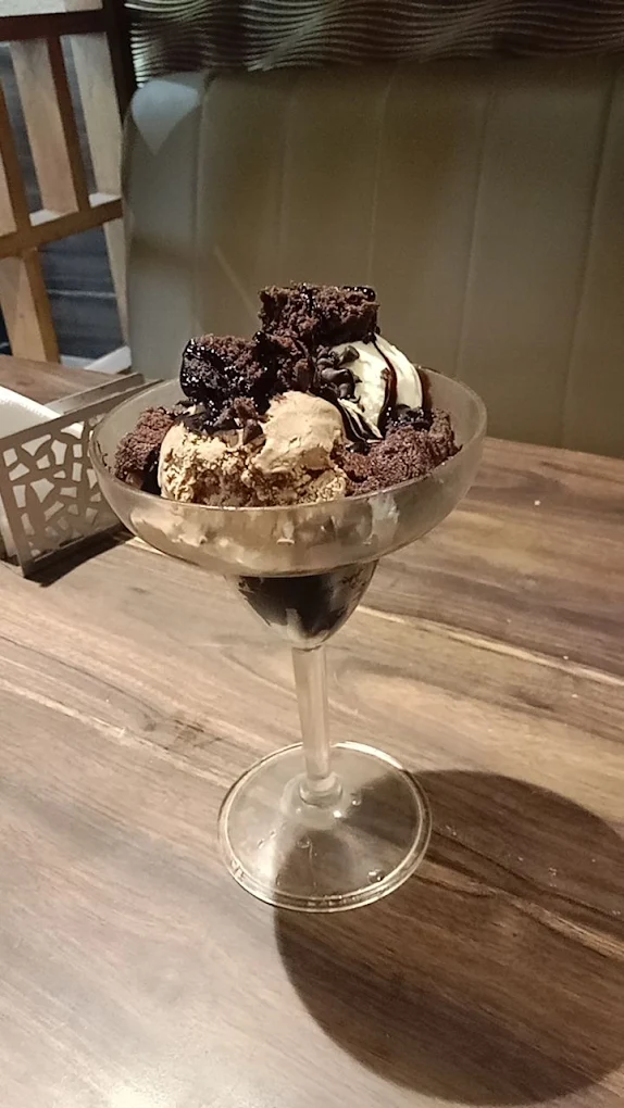 Cafe Culture in Salem - Salem Ads