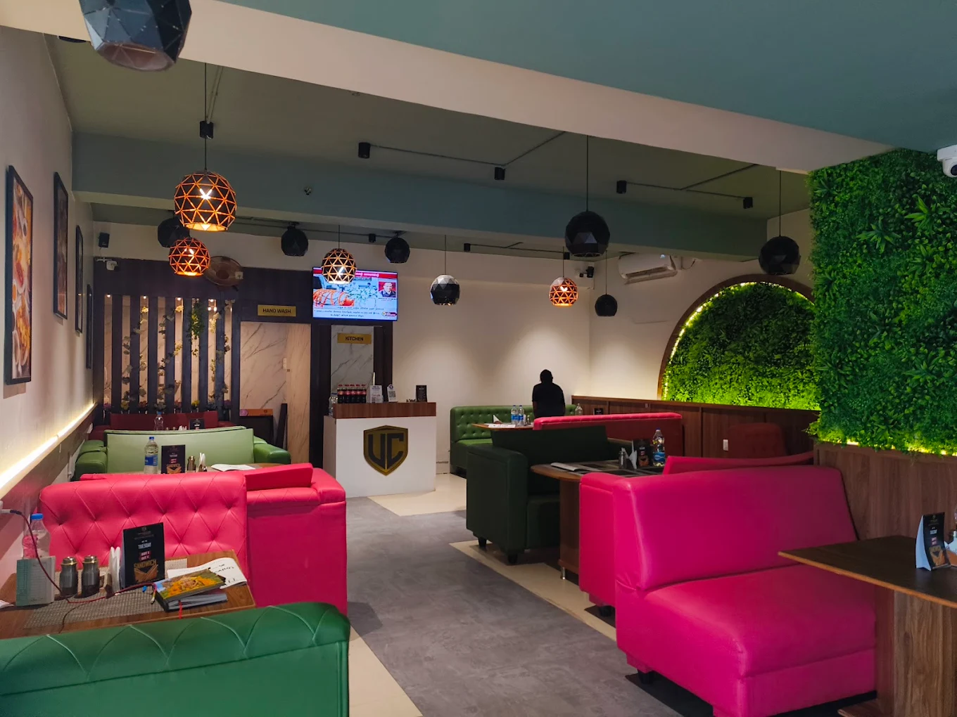 Universal Cafe in Salem - Salem Ads