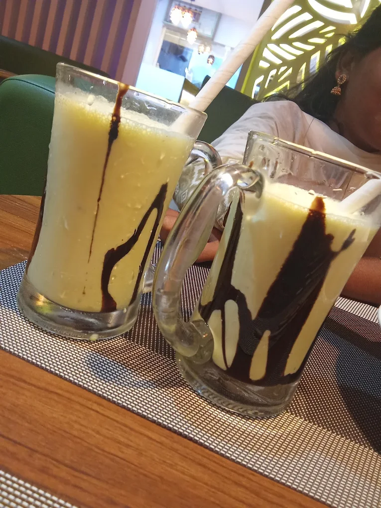 Universal Cafe in Salem - Salem Ads